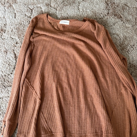 Women's Rust Top - Picture 1 of 3